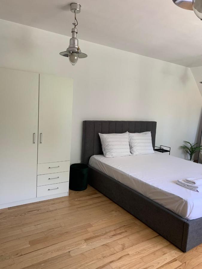 Minimalist Apartment Sofia Exteriör bild